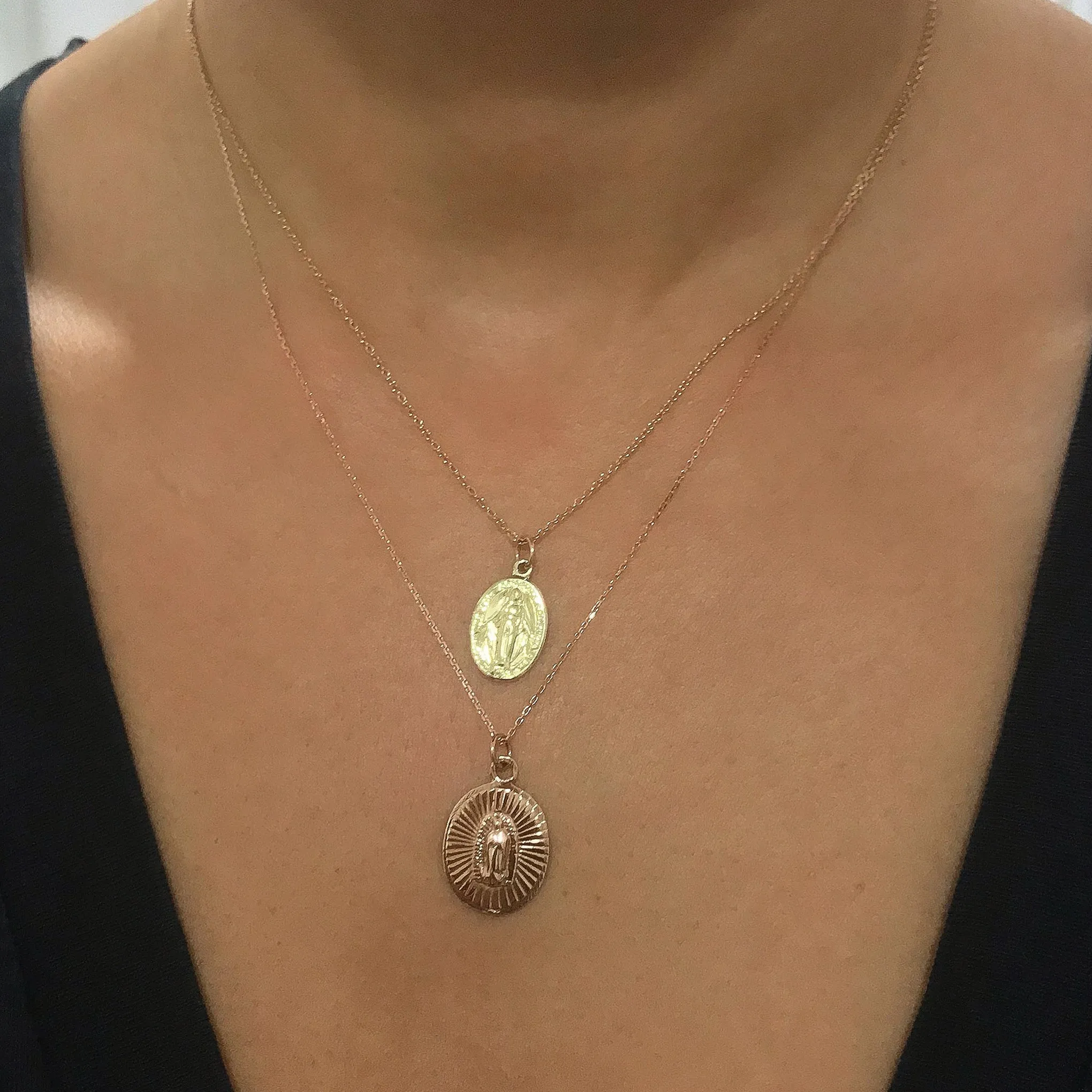 14K Gold Virgin Mary Miraculous Medal Fluted Charm Necklace