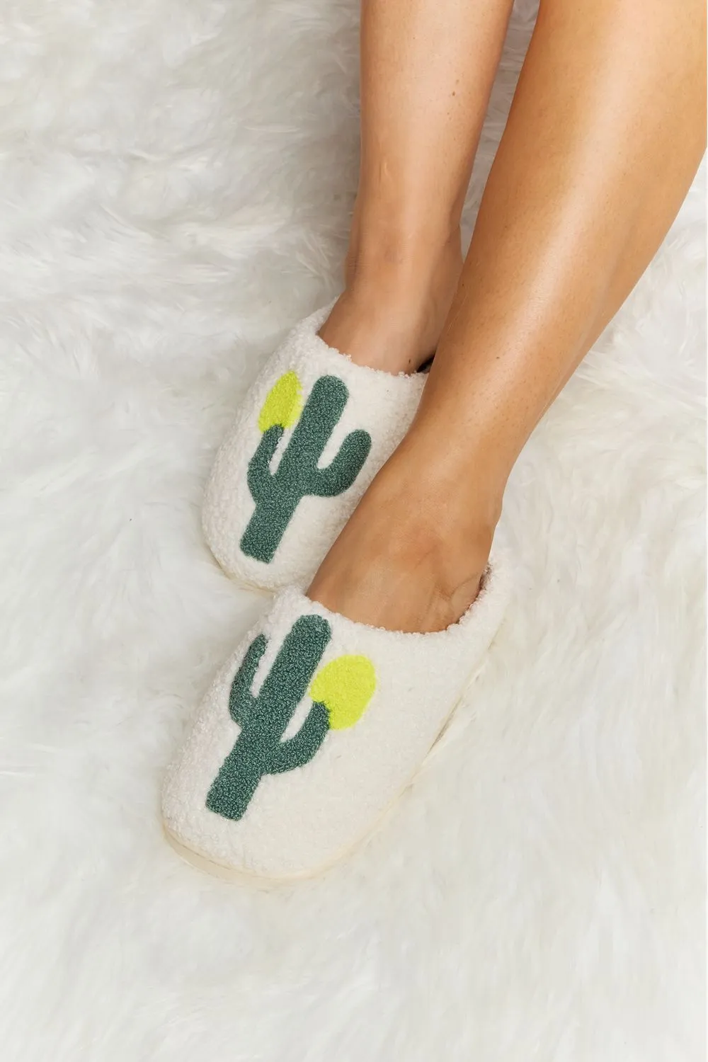 CACTUS PLUSH SLIDE SLIPPERS