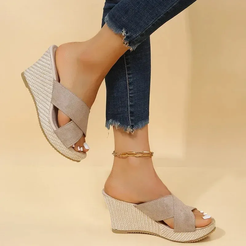 Fashionable Fish Mouth Hollow Breathable Wedge New Women's Shoes Comfortable Casual Increased Elegant Slippers Zapatos Mujer