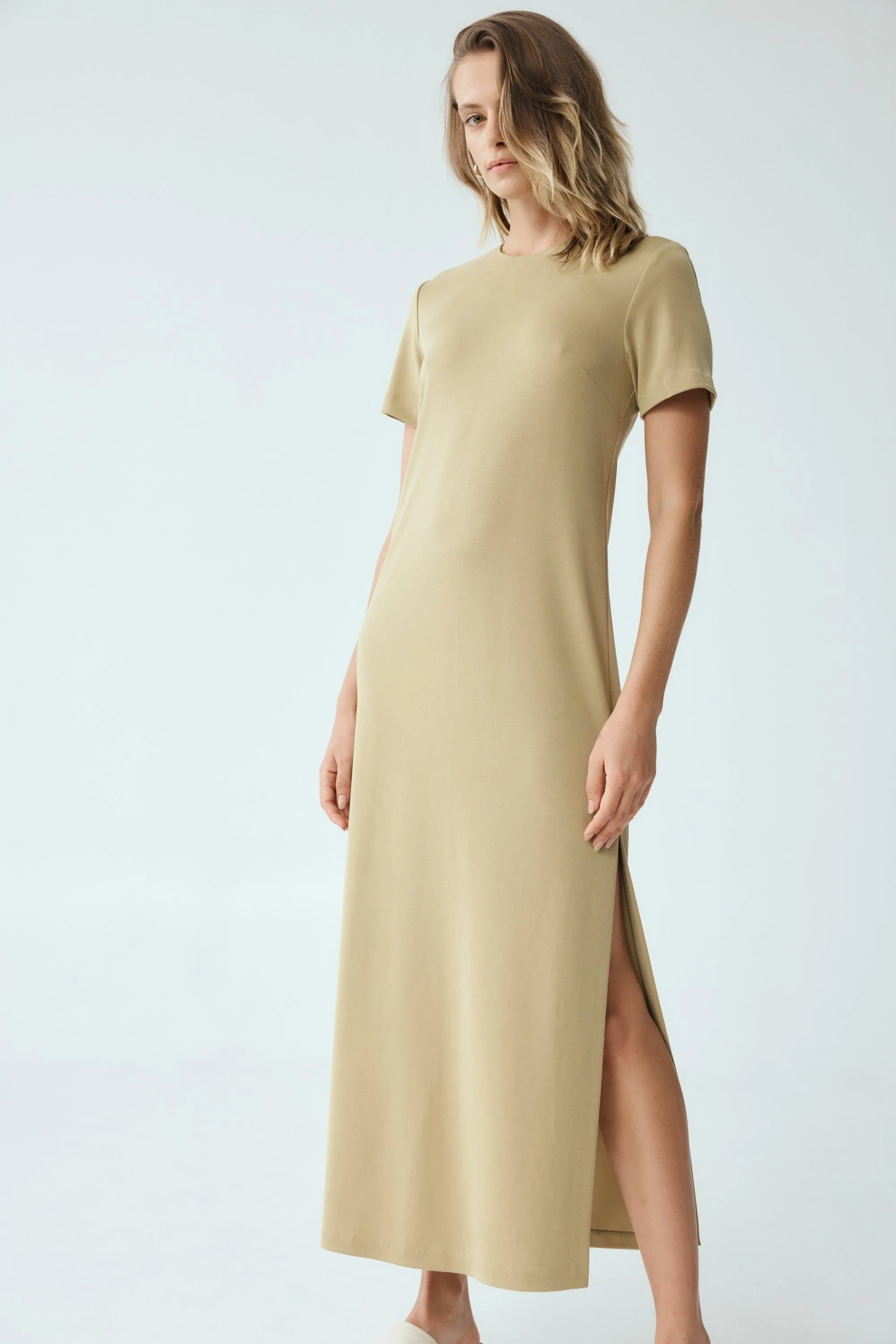 FORM MAXI TEE DRESS | KHAKI