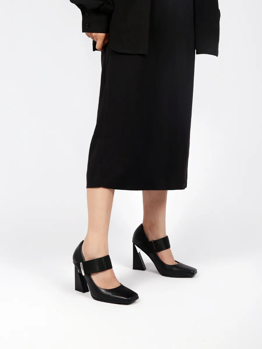 Geometric Heel Leather Mary Jane Black