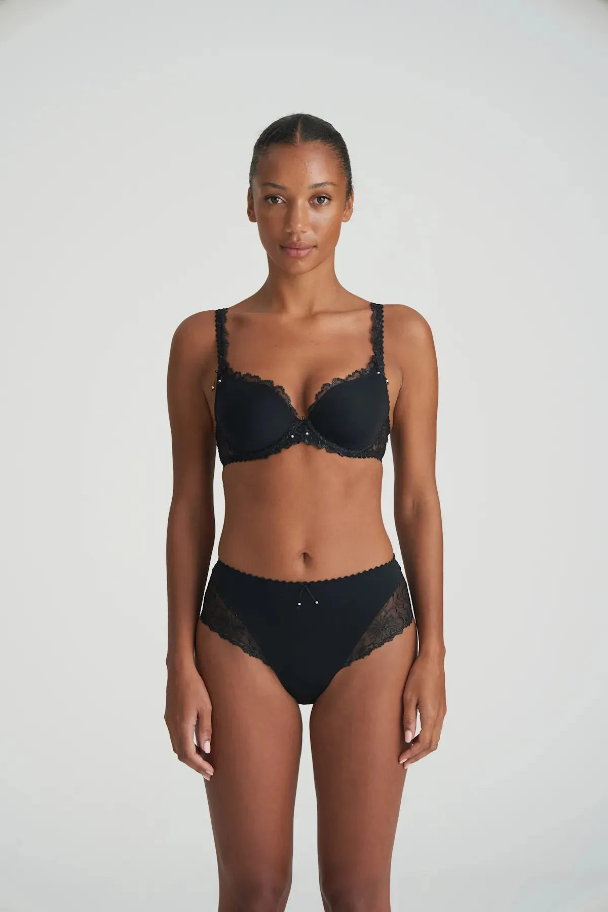 Jane Padded Heartshape Bra In Black - Marie Jo