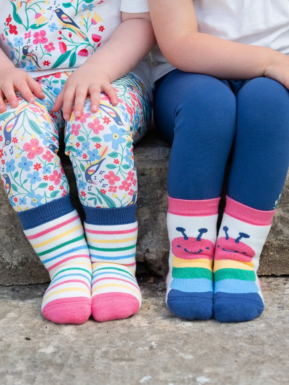 Kite 2 Pack Grippy Socks 4249 Pink Caterpillar