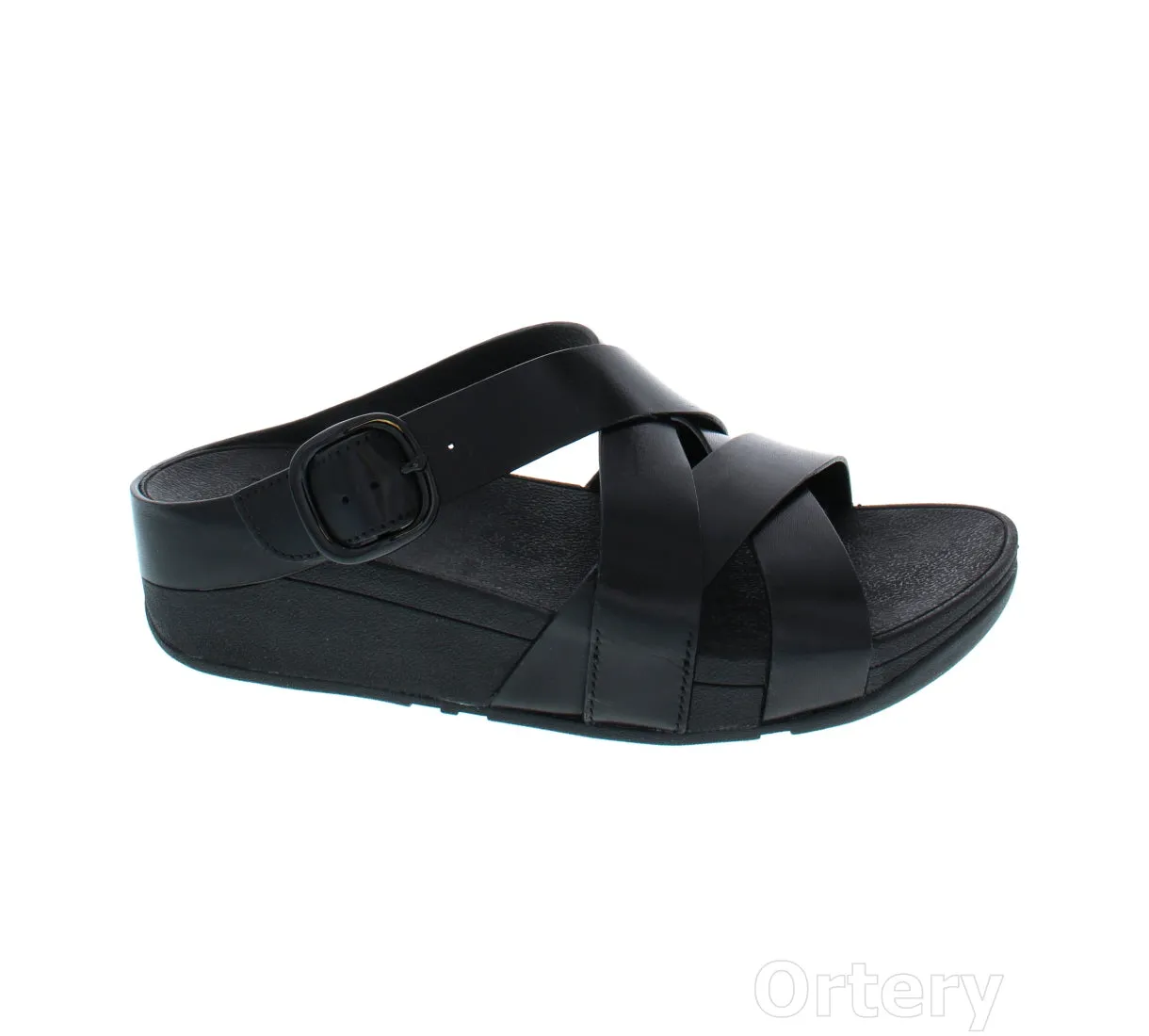 LA SANDAL WITH CRISS CROSS STRAPS /BUCKLE