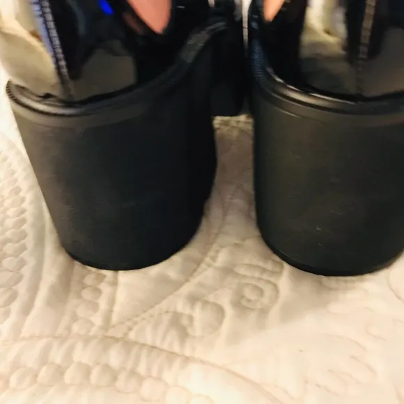 Lamoda Ironic Platform Mary Janes Black Patent Leacher NEW Size 6.5