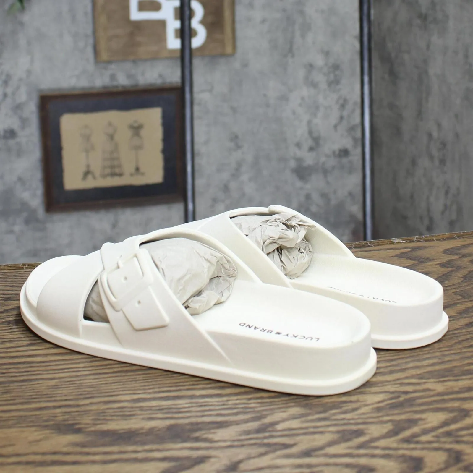 Lucky Brand Women's Roseleen Slide Sandal LK-ROSELEEN White 6M