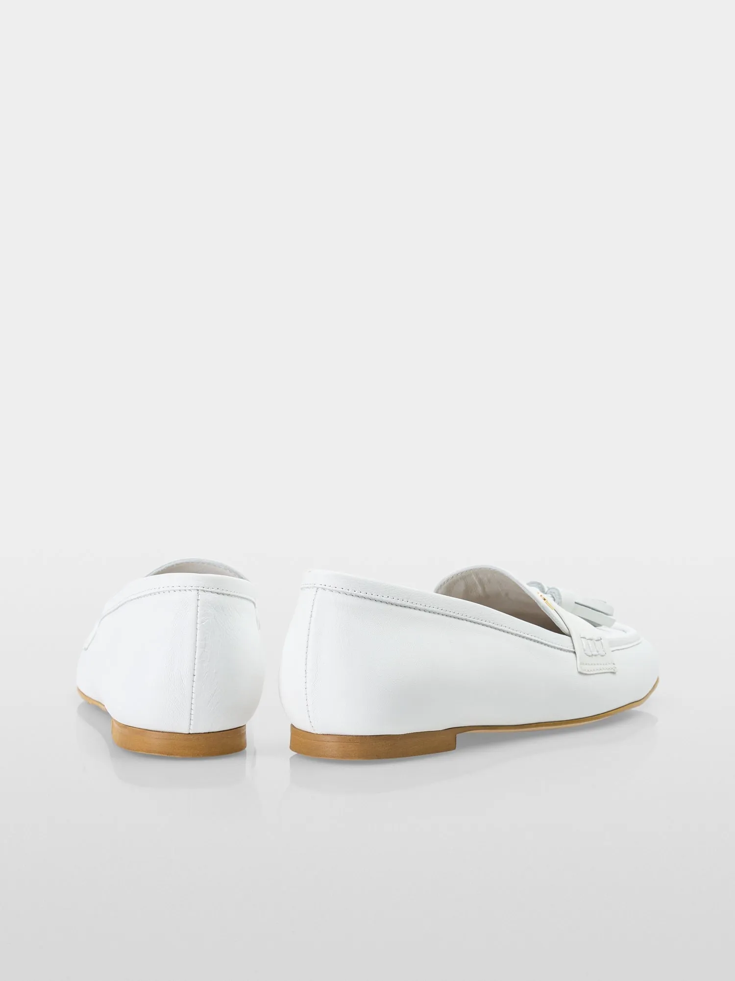 Marc Cain Off White Rethink Together soft mossacin shoe