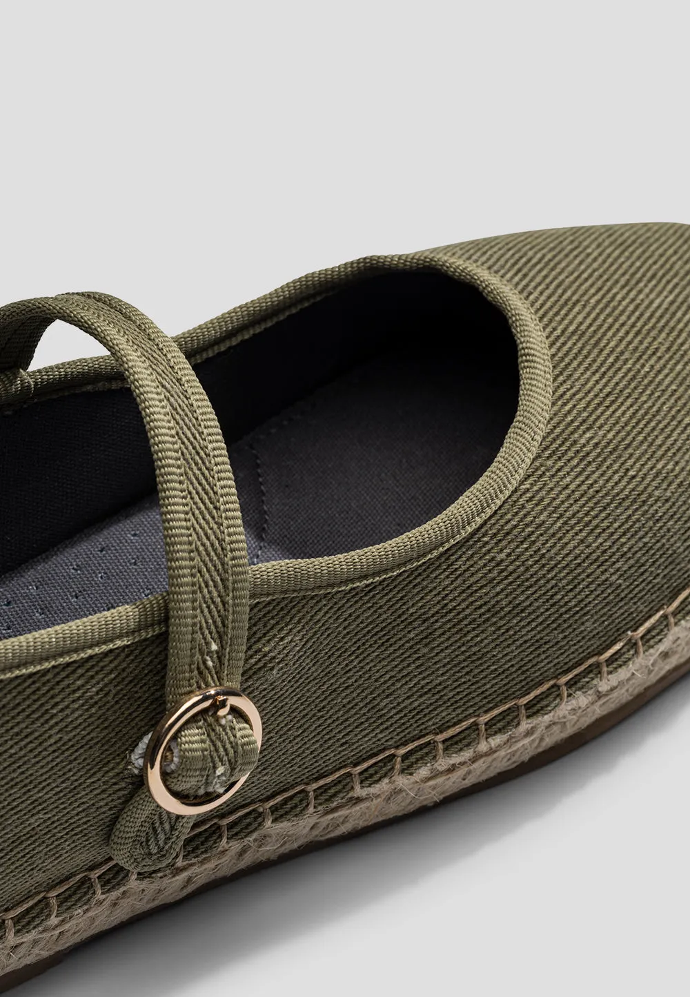 MARY JANE ESSENTIAL KHAKI