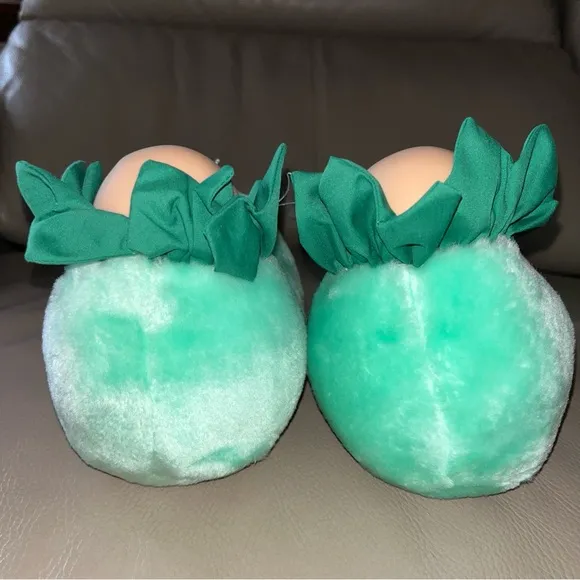 New vintage 1984 CABBAGE PATCH KIDS BALD HEAD BOY DOLL SLIPPERS size 11-12 green