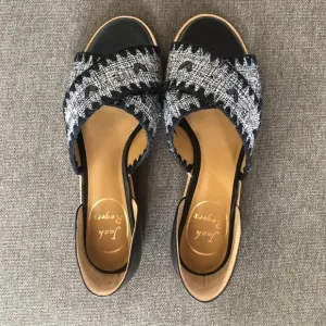 NWOT Jack Rogers Lindsey textile sandal