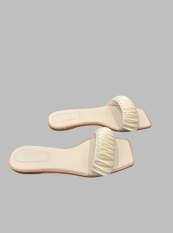 Simkhai Pearlized Ripple Flat Sandal- Pearl