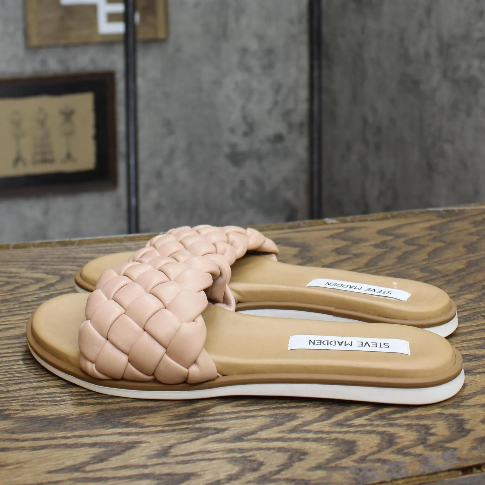 Steve Madden Women's Paislee Flat Sandal PAIS01S1 Blush Pink 7M