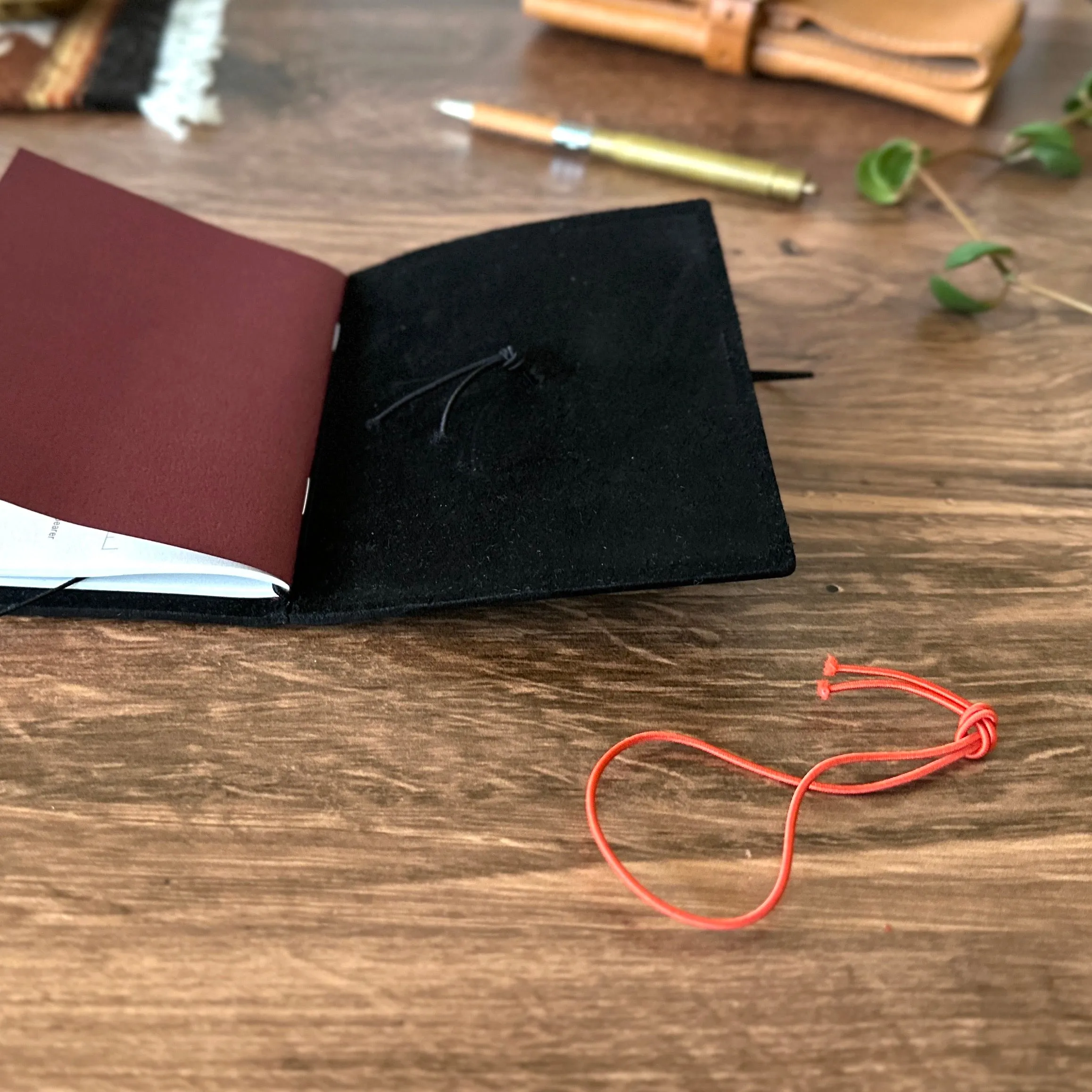 [TRC] Traveler's Notebook // Black (PASSPORT)
