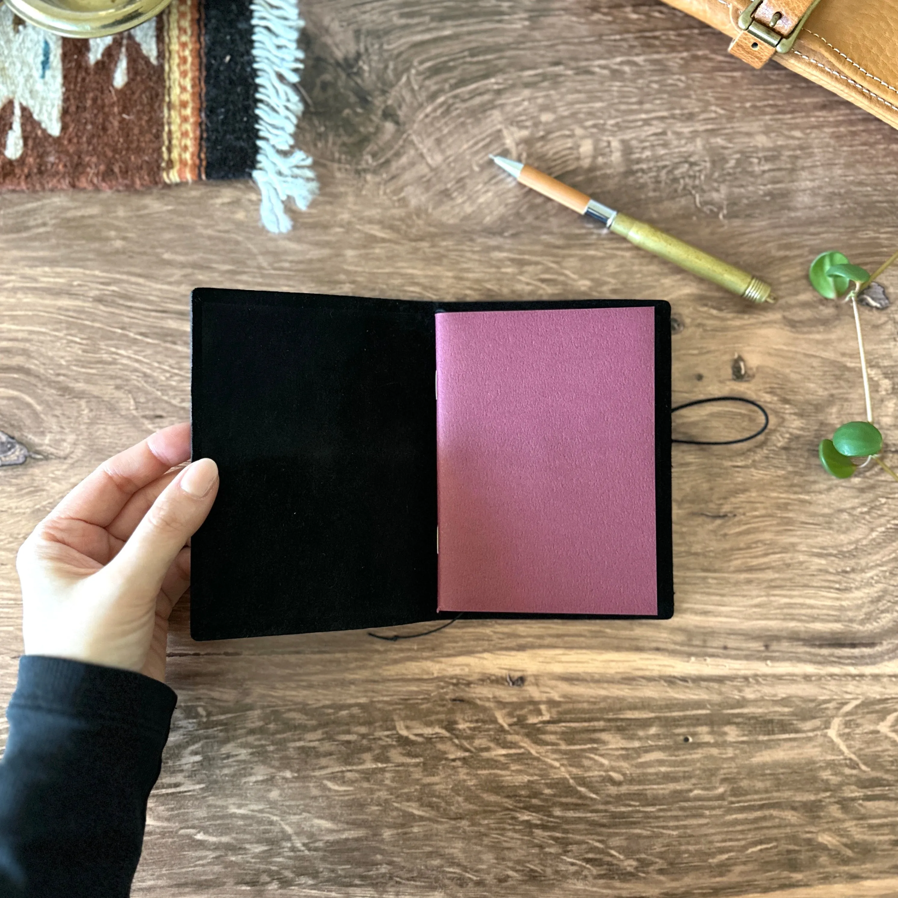 [TRC] Traveler's Notebook // Black (PASSPORT)