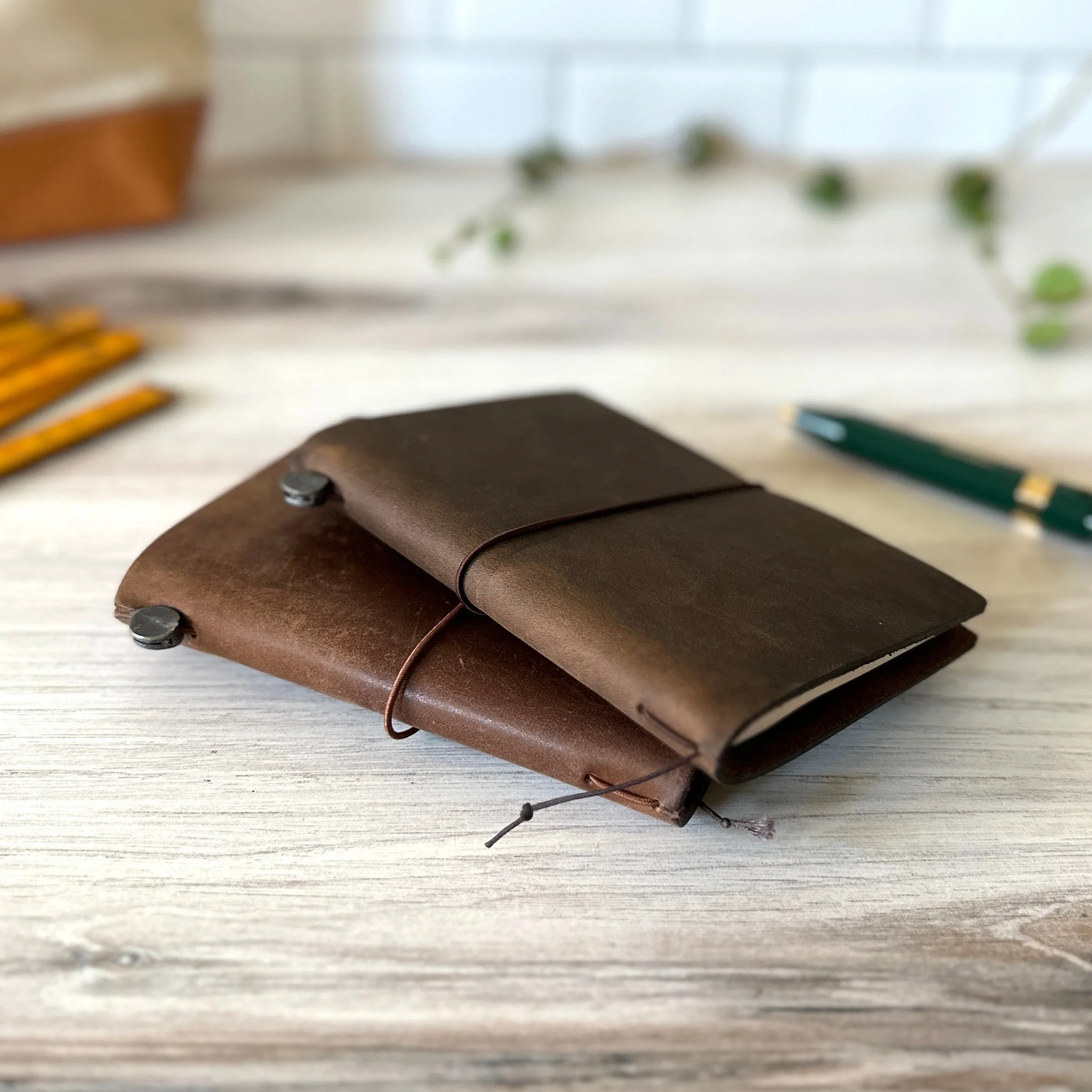 [TRC] Traveler's Notebook // Brown (PASSPORT)