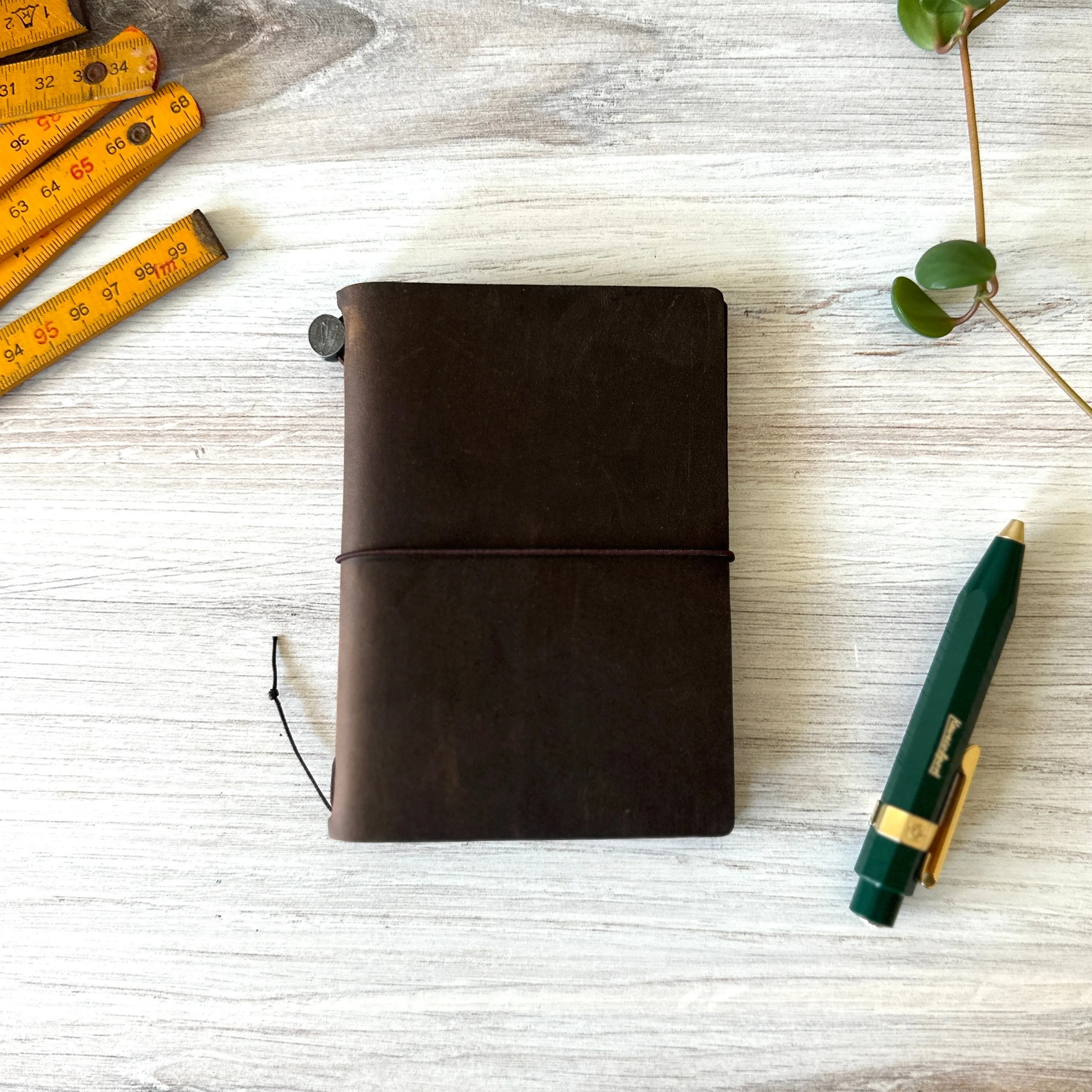 [TRC] Traveler's Notebook // Brown (PASSPORT)