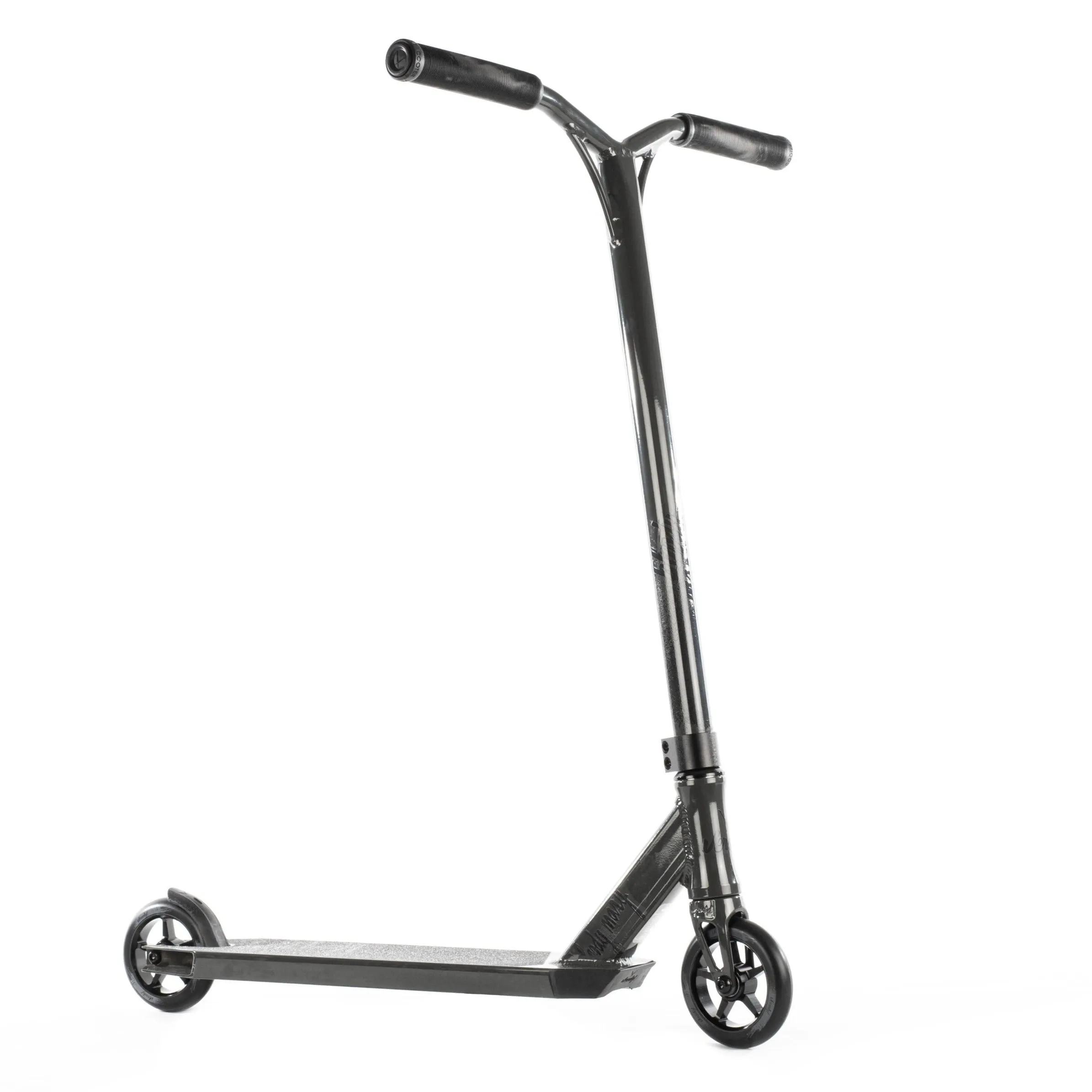 Versatyl Bloody Mary V2 Freestyle Stunt Scooter - Black