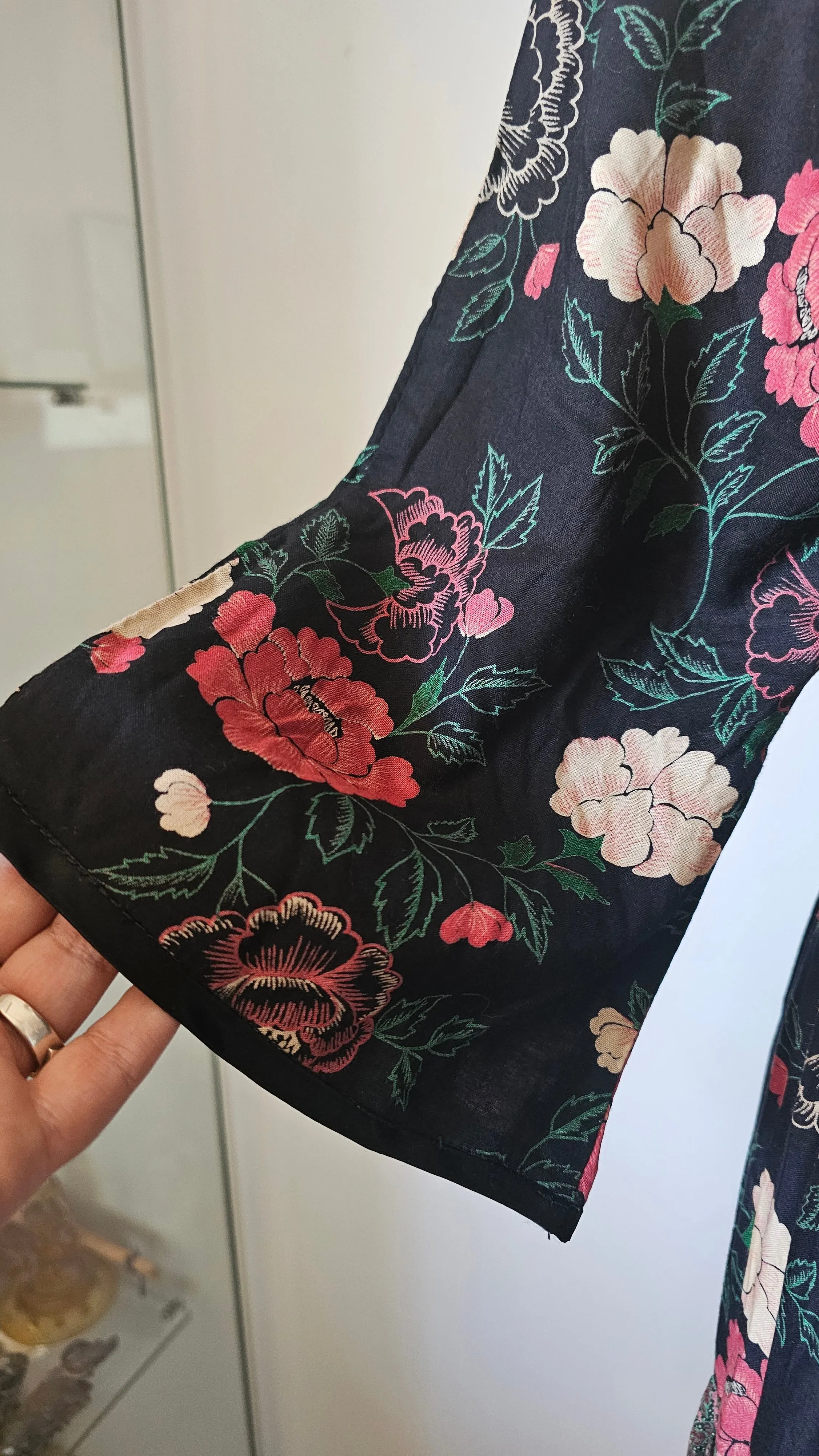 Vintage Chameleon Sydney Dress – Size 8 (Runs Small)