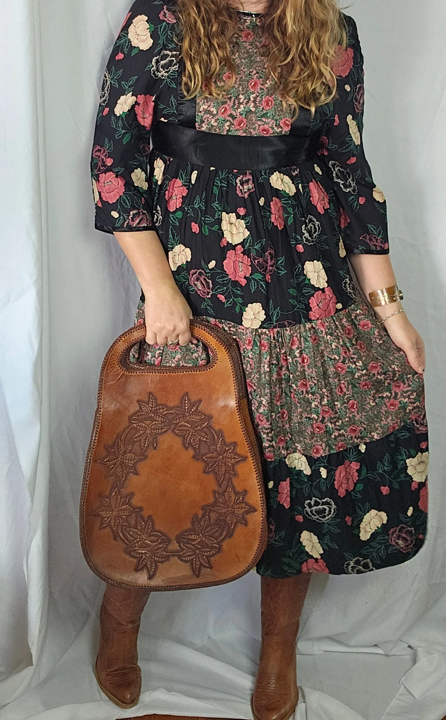 Vintage Chameleon Sydney Dress – Size 8 (Runs Small)