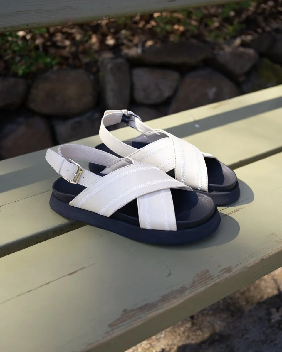 Yodi Stitched - Off White Leather