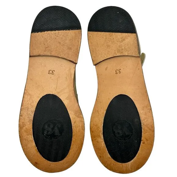 Young Soles June Gold Mary Janes Size 33 US 2